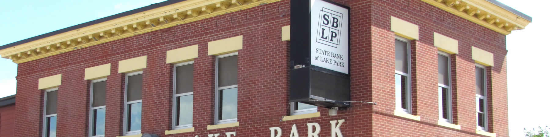 A thriving business community in Lake Park, Minnesota.